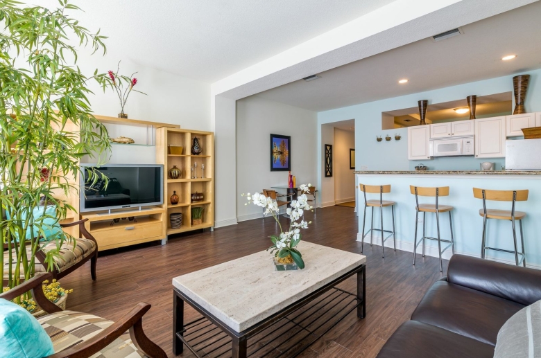 The Atrium In Miami Fl Pmc Property Group Apartments