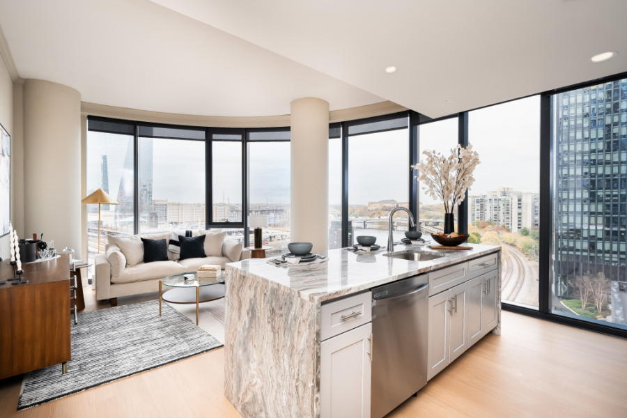 Open concept floorplans with sweeping city views