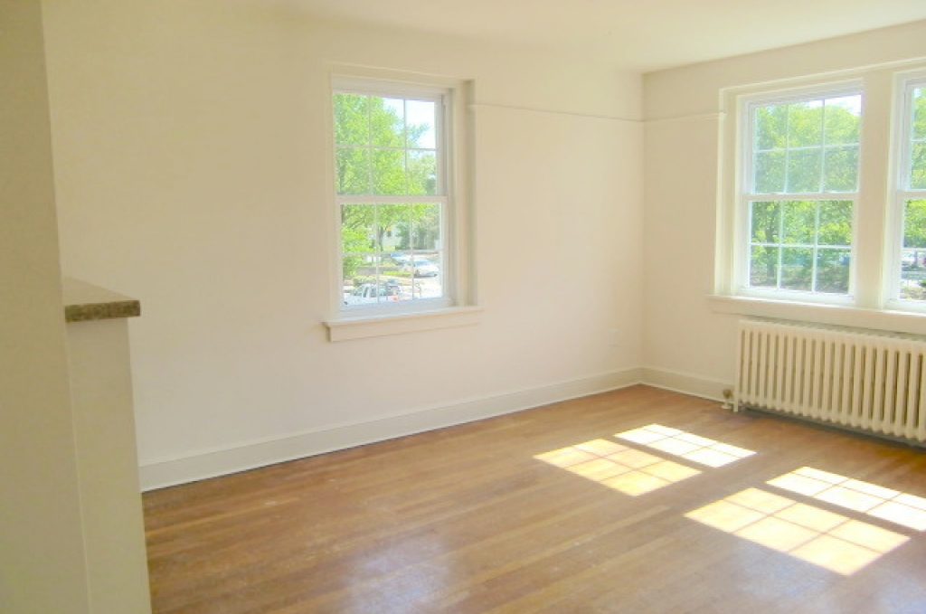 Whitney Avenue in Hamden, CT PMC Property Group Apartments