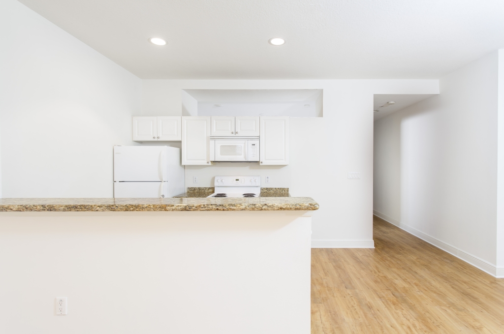 The Atrium In Miami Fl Pmc Property Group Apartments
