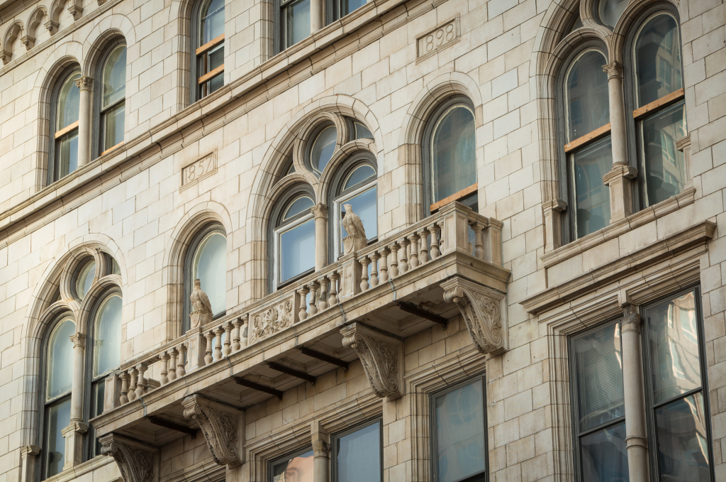 Society Hill Building in Philadelphia, PA PMC Property Group Apartments