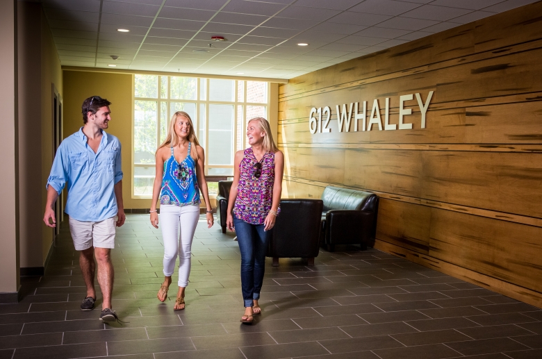 612 Whaley modern lobby