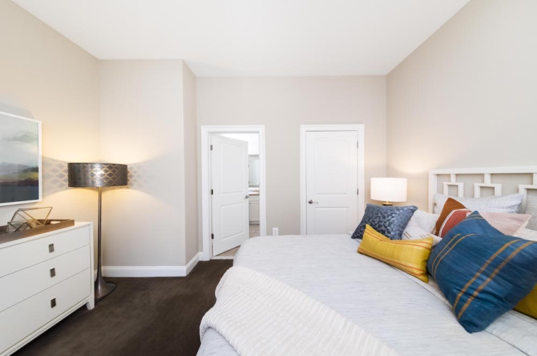 Bedroom with en suite bathroom
