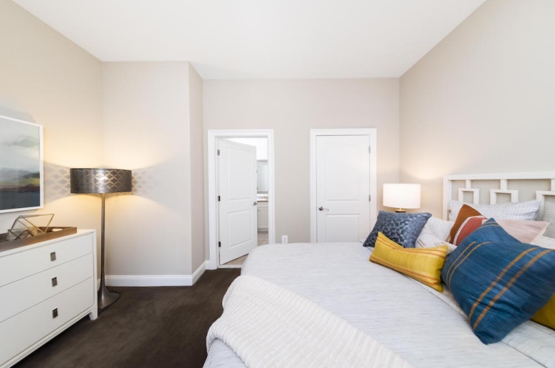 Bedroom with en suite bathroom at 2040 Market Street