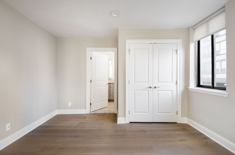 Bedroom with en suite bathroom