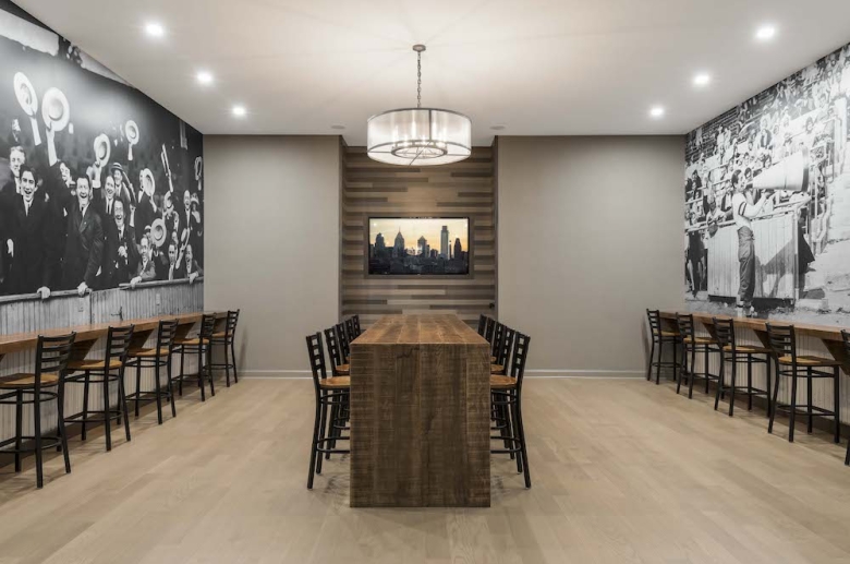 Multi-purpose work or entertainment space