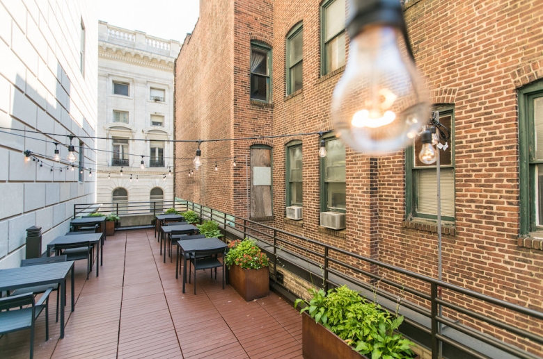 Terrace with grilling station