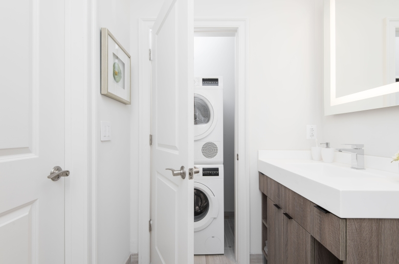 Stackable washer and dryer unit