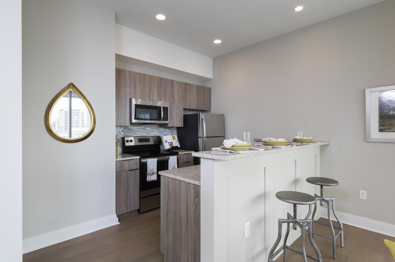 Modernly appointed kitchen