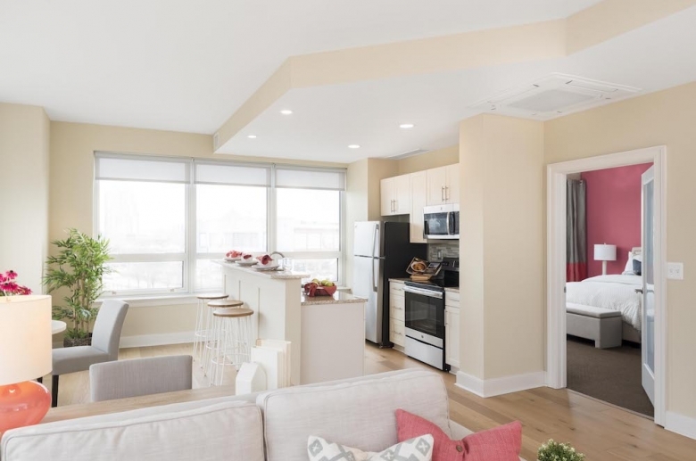 One Water Street natural lightning floorplan