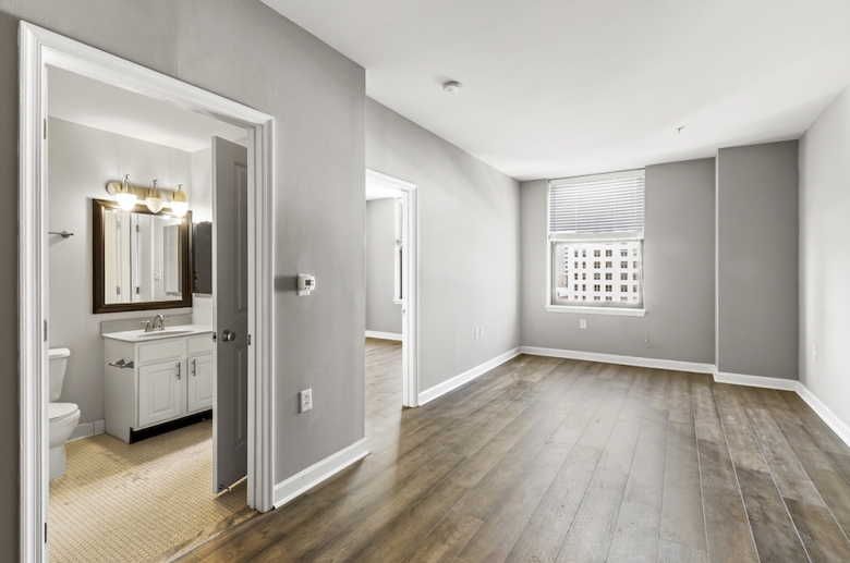 Bedroom with en suite bathroom