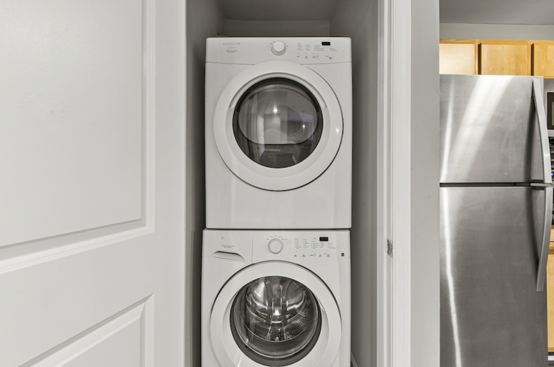 Stackable washer and dryer