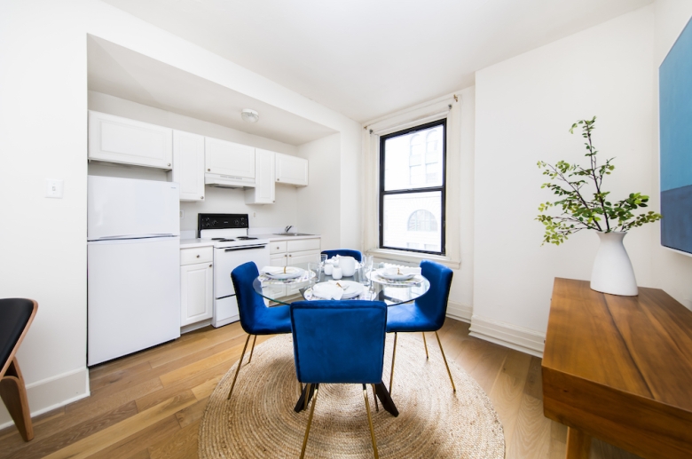 Adelphia House dining and kitchen area