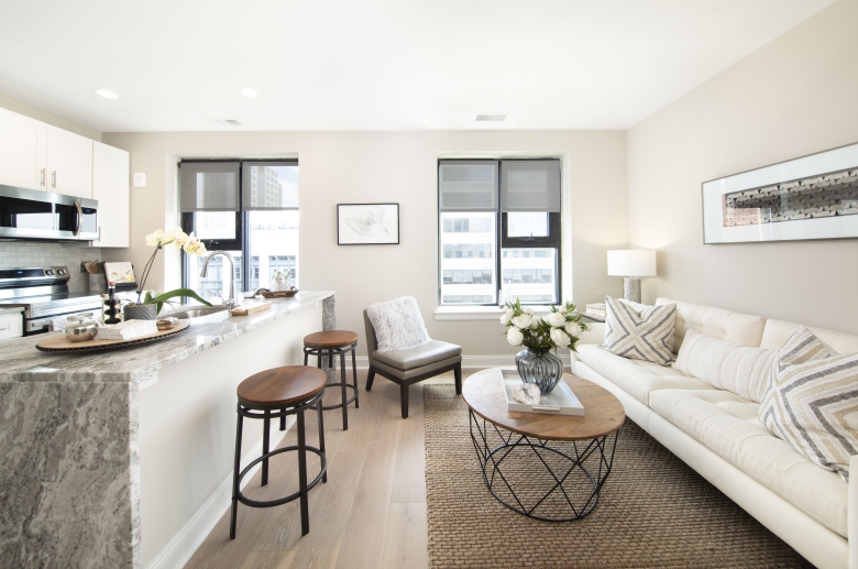 Kitchen and living room area