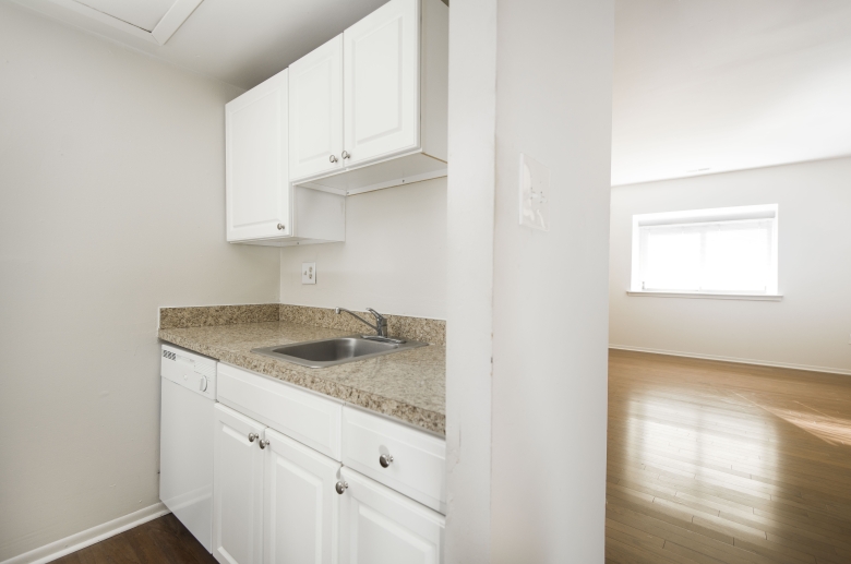 Warm and welcoming kitchen and living space