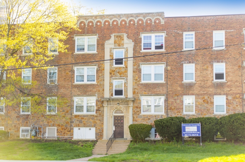 Whitney Avenue in Hamden, CT PMC Property Group Apartments