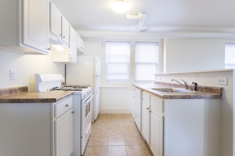 Kitchen breakfast bar