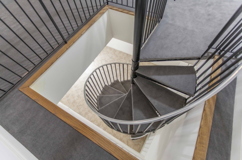 Spiral stairs at 1222 Arch Street.